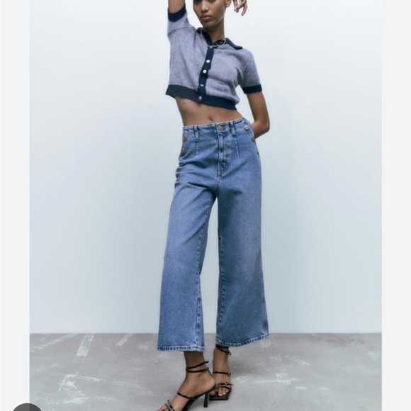 Zara wide leg jeans with gold buttons - Picture 1 of 7